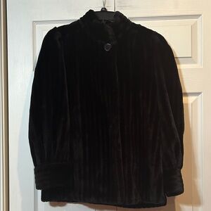 Casper Vintage - Medium -Elegant Black Faux Fur Coat